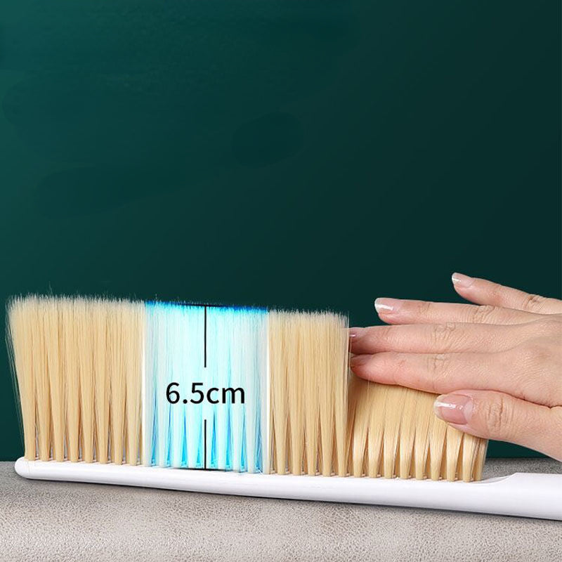 فرشاة تنظيف بمقبض خشبي | Eazi Wooden-Handle Cleaning Brush for Clothes and Fabrics