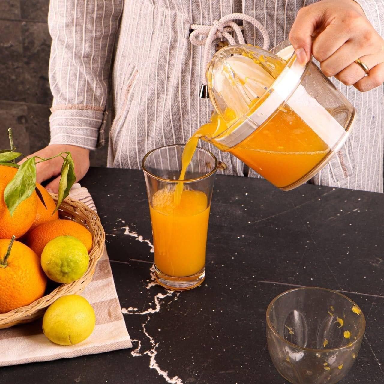 Muna Citrus Hand Juicer