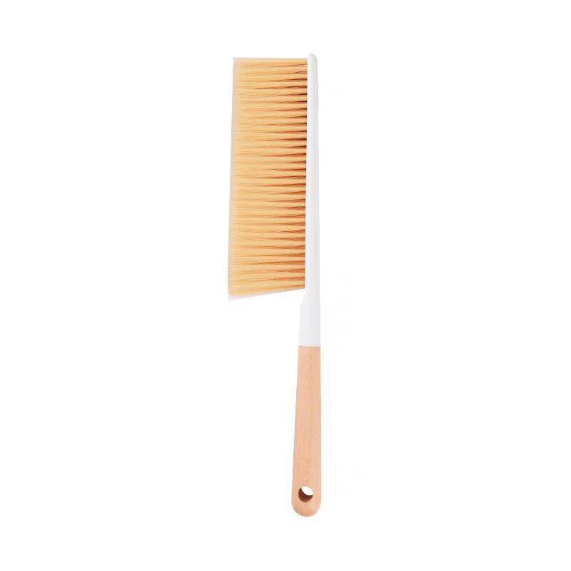 فرشاة تنظيف بمقبض خشبي | Eazi Wooden-Handle Cleaning Brush for Clothes and Fabrics